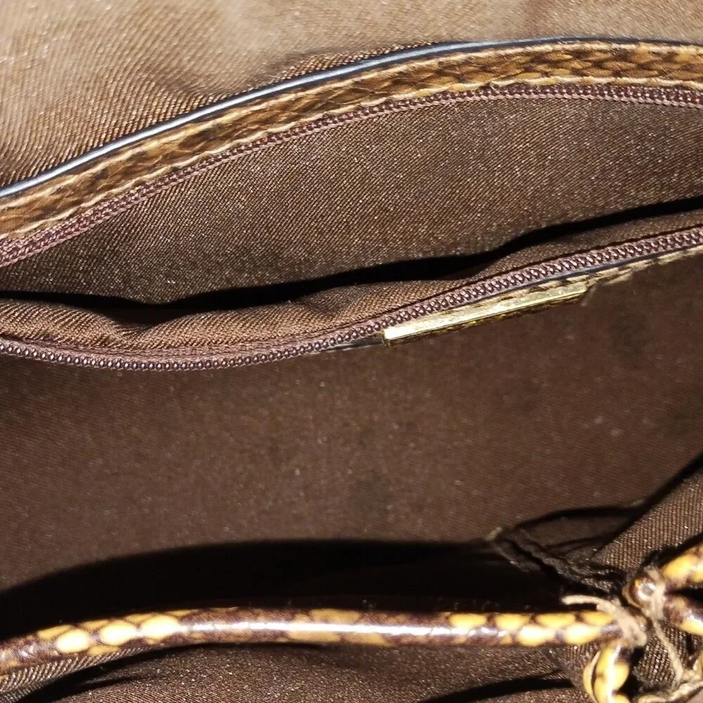 Alfani brown snake